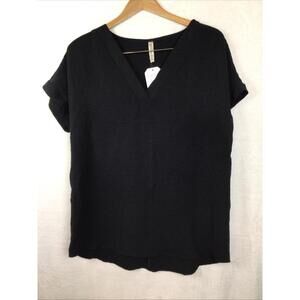 Zenana Outfitters Black V Neck Blouse Womens Medium Short Sleeve Casual Top